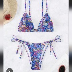 SHEIN Floral Blue Cheeky Bikini Size Small 💜